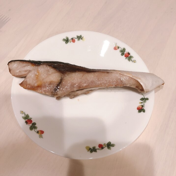 ブリ切り身の塩焼き レシピ 作り方 By たいがまま 楽天レシピ ブリ切り身の塩焼き レシピ 作り方 By たいがまま 楽天レシピ